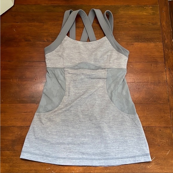 EUC Lululemon Chaturanga Tank in Heathered Fossil / Fossil - Picture 6 of 14